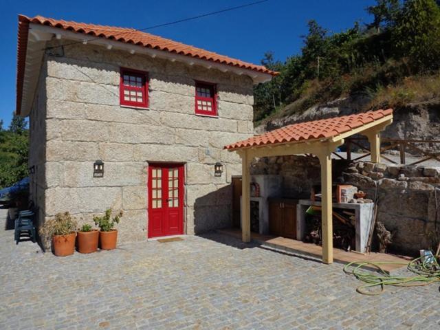 "Bouca Drigues" Casa Antiga De Pedra Com Piscina E Vista Rio Villa Amarante Exterior photo
